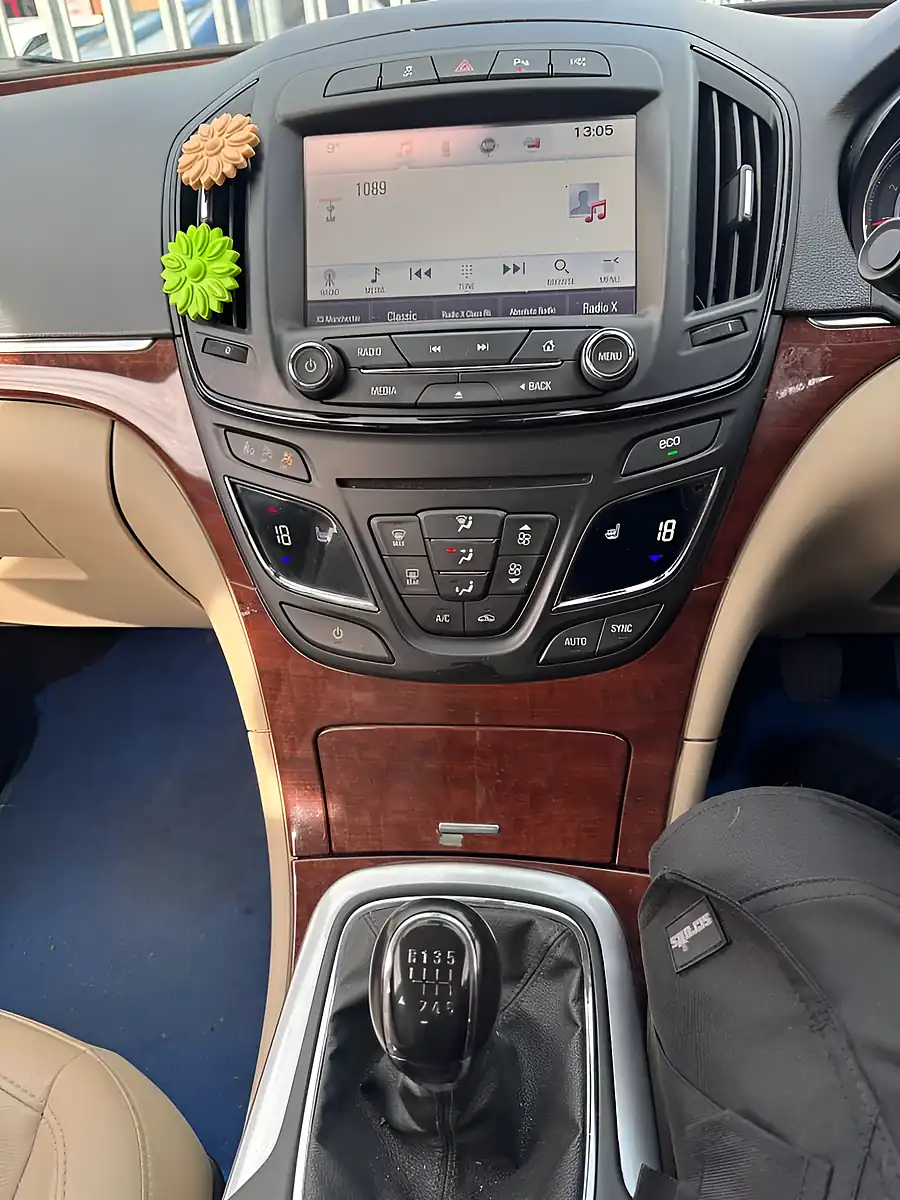Used 2015 Vauxhall Insignia Elite Nav Grey - Interior and Exterior details 19