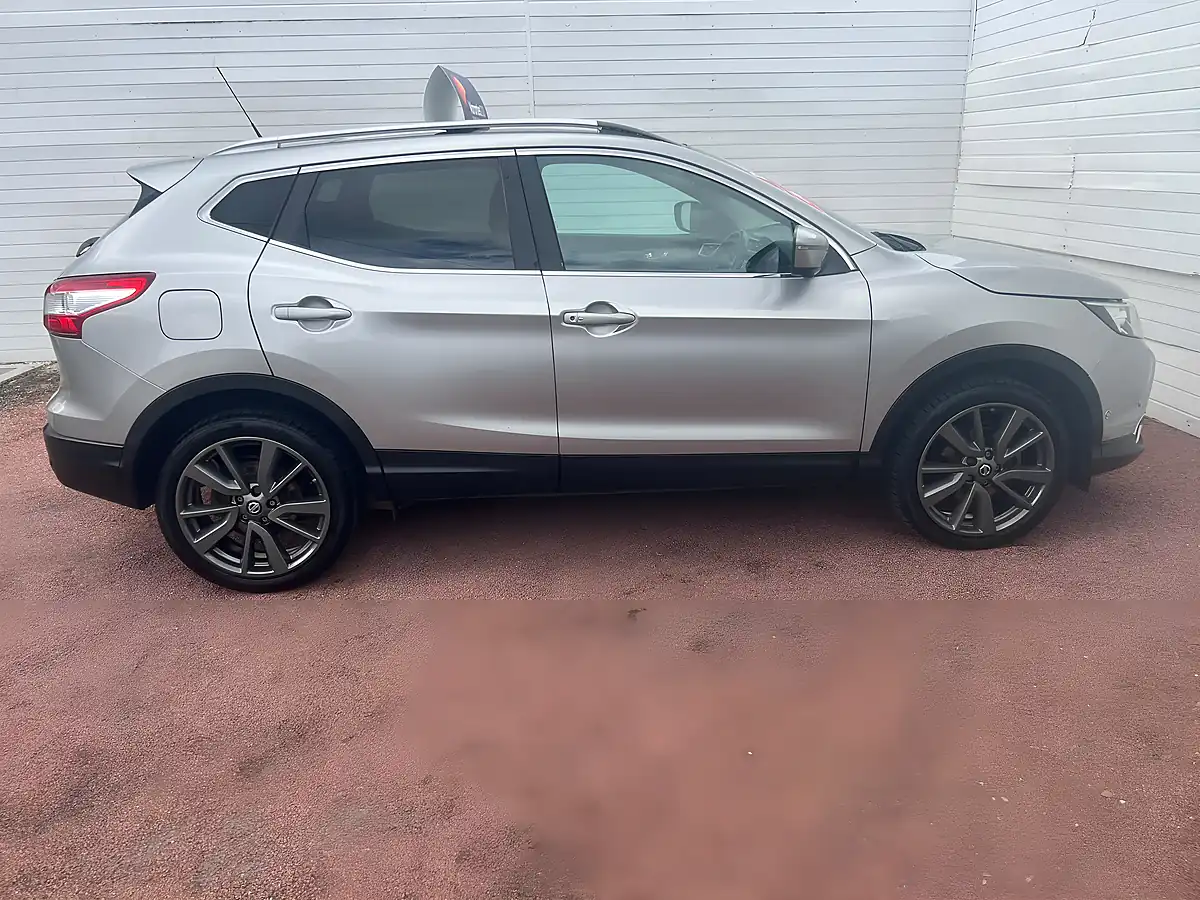 Used 2015 Vauxhall Insignia Elite Nav - Interior and Exterior details 7