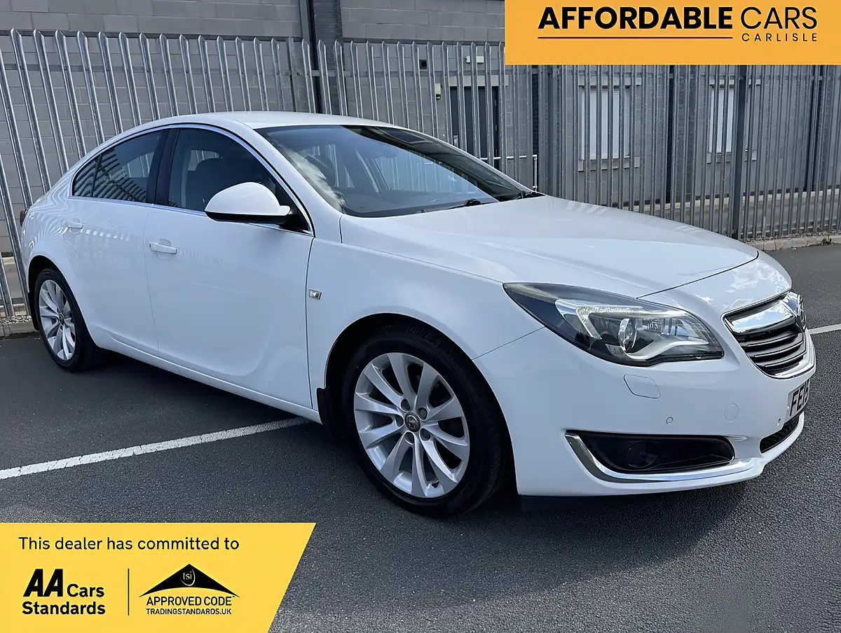 Used 2015 Vauxhall Insignia Elite Nav White - Front View