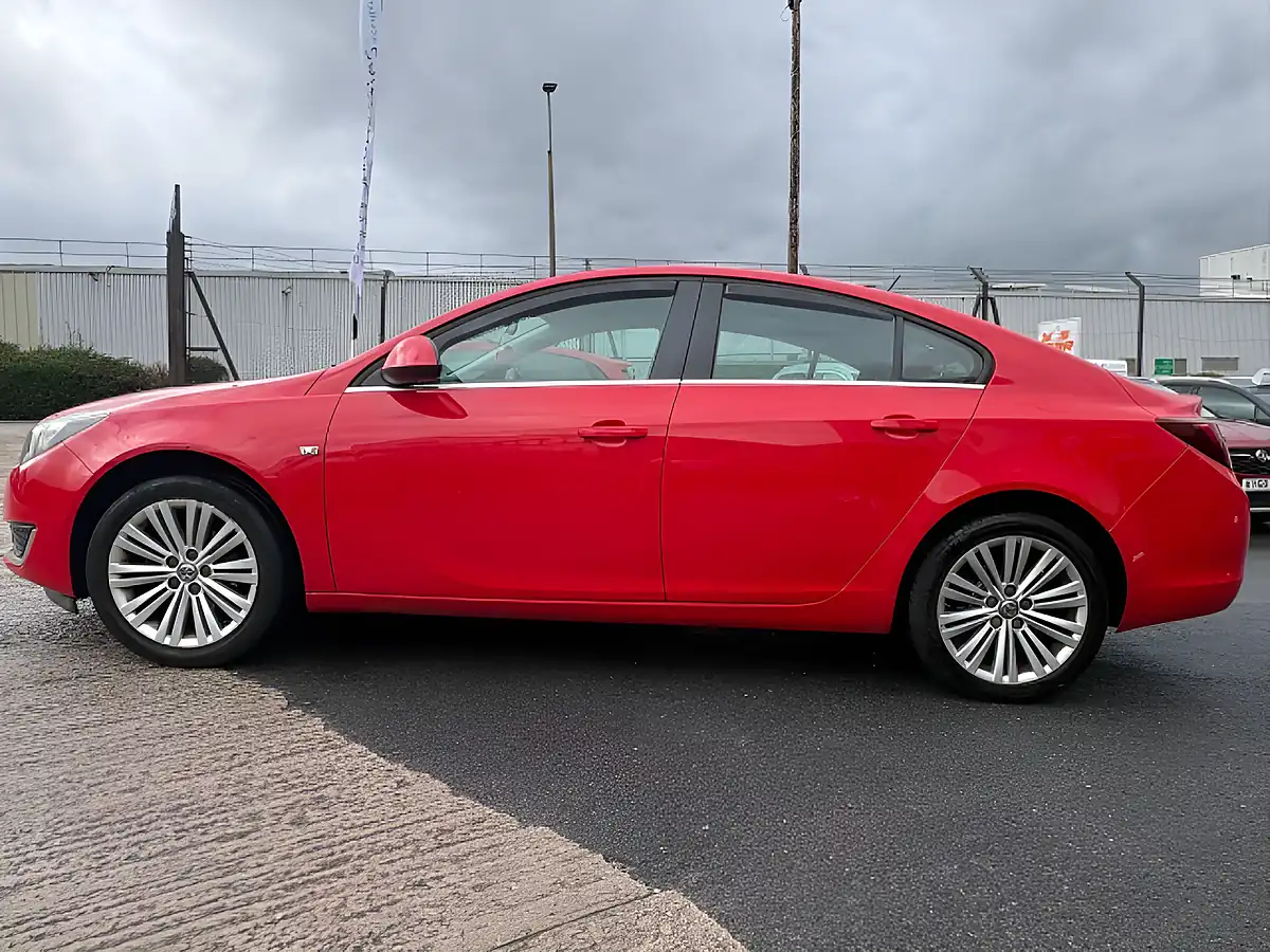 Used 2015 Vauxhall Insignia Energy Red - Interior and Exterior details 10