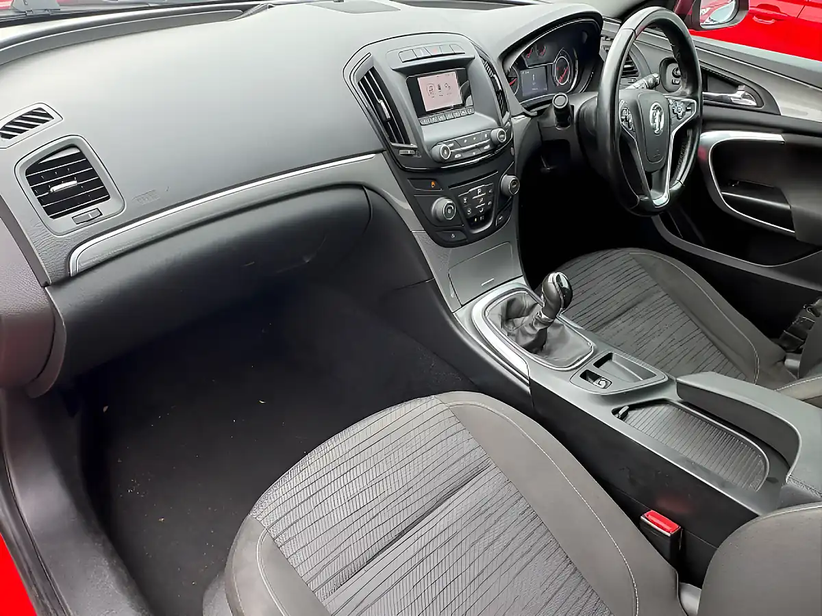 Used 2015 Vauxhall Insignia Energy Red - Interior and Exterior details 2