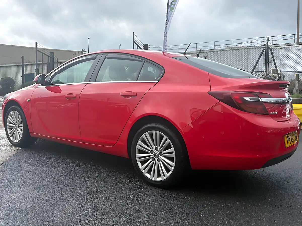 Used 2015 Vauxhall Insignia Energy Red - Interior and Exterior details 9