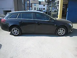 Used 2015 Vauxhall Insignia Sport Tourer Black - Interior and Exterior details 4