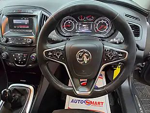 Used 2015 Vauxhall Insignia Sri Grey - Interior and Exterior details 10