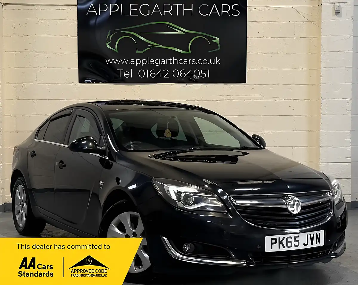 Used 2015 Vauxhall Insignia Sri Nav Black - Front View
