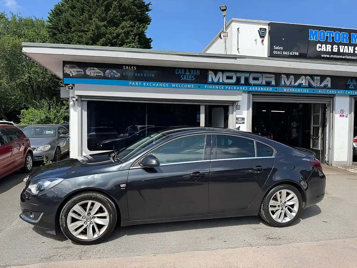 Used 2015 Vauxhall Insignia Sri Nav Black - Interior and Exterior details 2