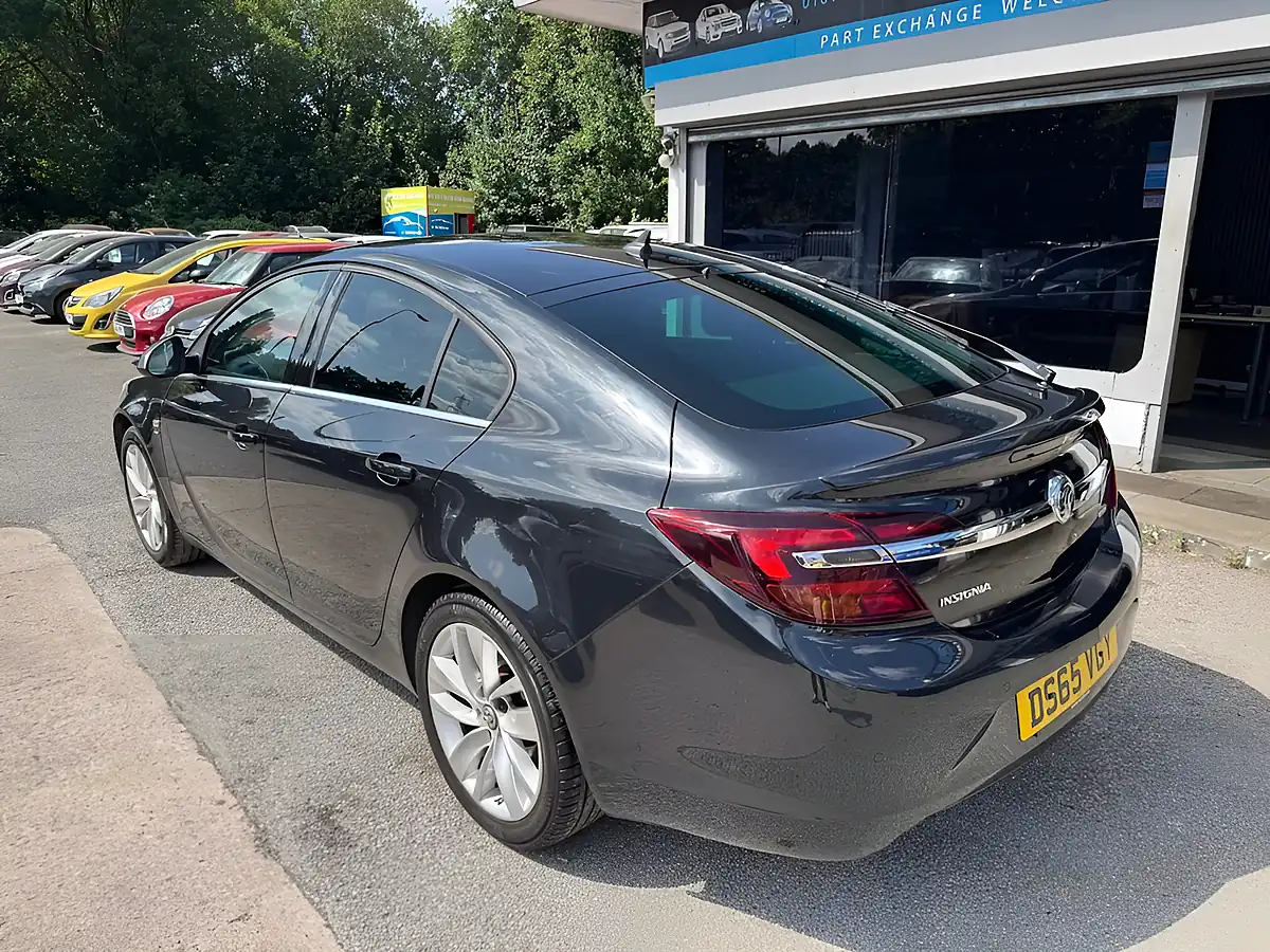 Used 2015 Vauxhall Insignia Sri Nav Black - Interior and Exterior details 3