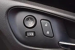 Used 2015 Vauxhall Insignia Sri Nav Green - Interior and Exterior details 20