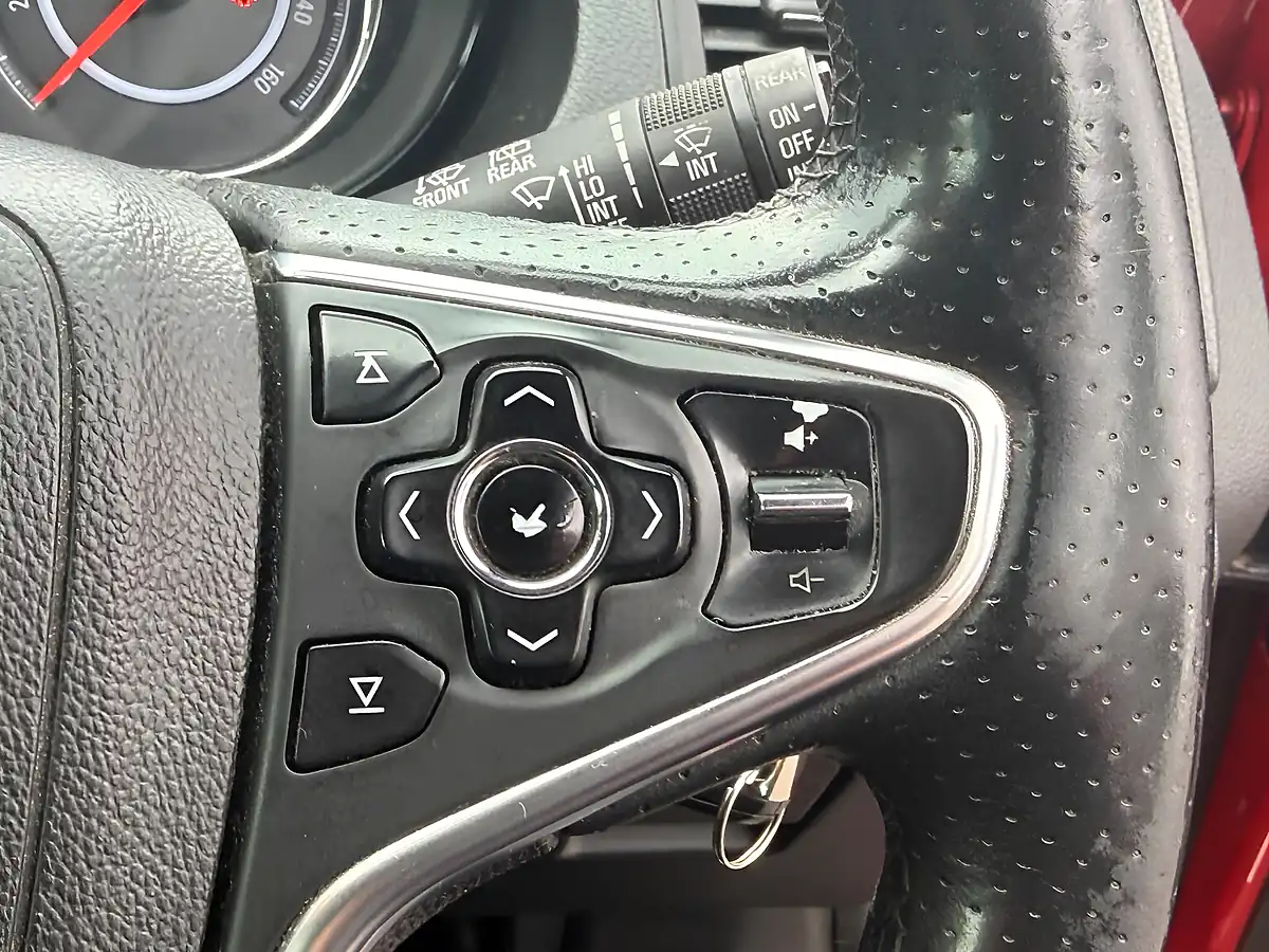 Used 2015 Vauxhall Insignia Sri Nav Red - Interior and Exterior details 15