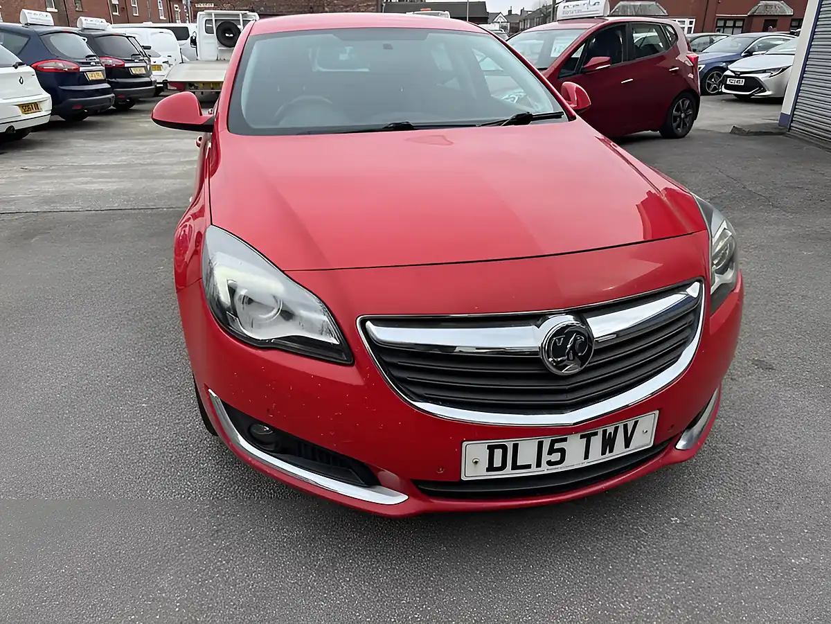 Used 2015 Vauxhall Insignia Sri Nav Targa Red - Interior and Exterior details 2
