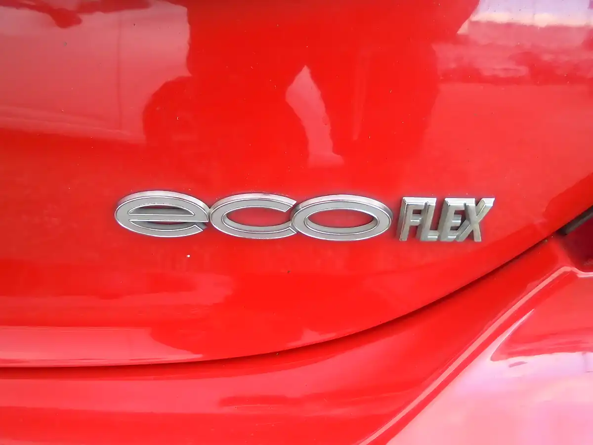 Used 2015 Vauxhall Insignia Sri Red - Interior and Exterior details 19