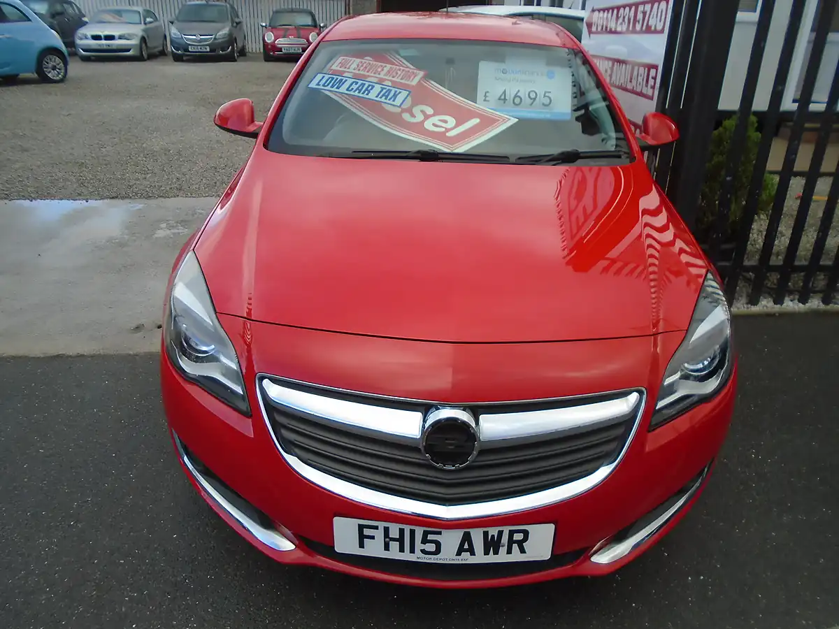 Used 2015 Vauxhall Insignia Sri Red - Interior and Exterior details 2