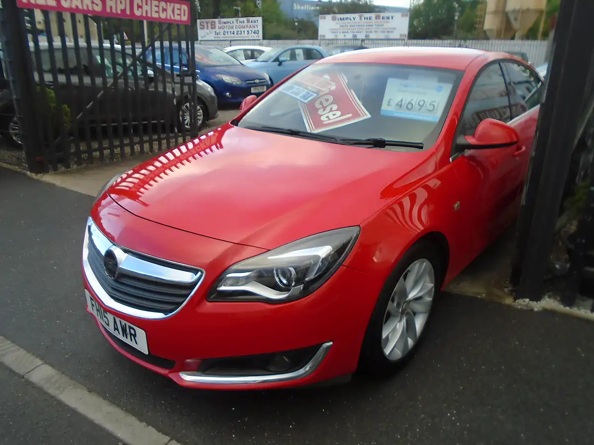 Used 2015 Vauxhall Insignia Sri Red - Interior and Exterior details 3