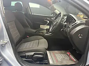 Used 2015 Vauxhall Insignia Sri Silver - Interior and Exterior details 13