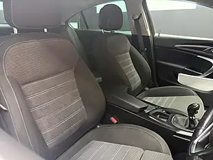Used 2015 Vauxhall Insignia Sri Silver - Interior and Exterior details 14