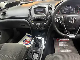 Used 2015 Vauxhall Insignia Sri Silver - Interior and Exterior details 15