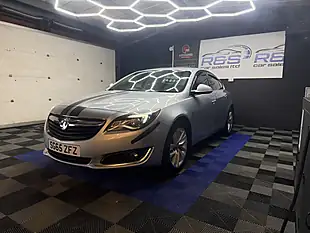 Used 2015 Vauxhall Insignia Sri Silver - Interior and Exterior details 5