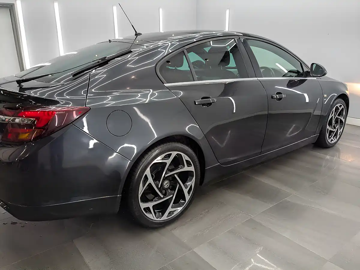 Used 2015 Vauxhall Insignia Sri Vx Line Carbon Flash - Interior and Exterior details 8