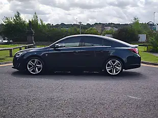 Used 2015 Vauxhall Insignia Sri Vx Line Green - Interior and Exterior details 17