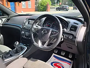 Used 2015 Vauxhall Insignia Sri Vx Line Green - Interior and Exterior details 3