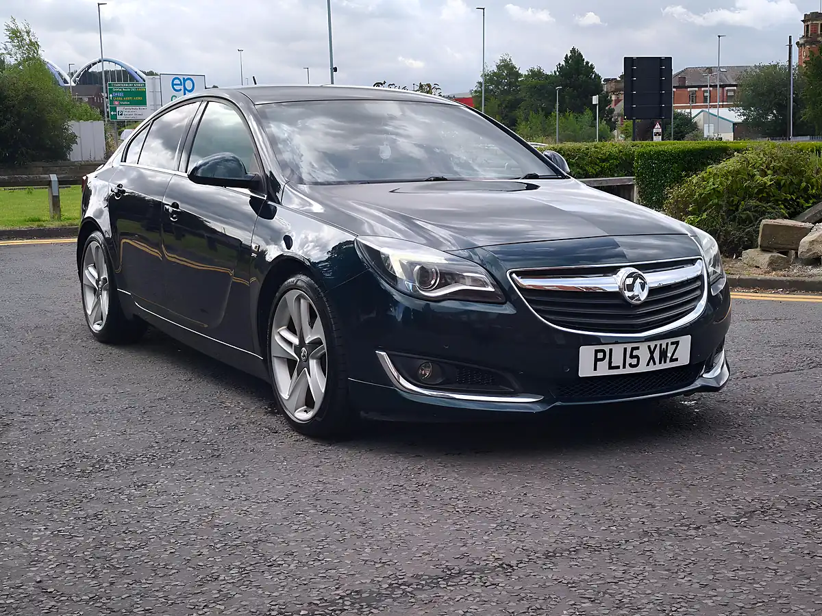 Used 2015 Vauxhall Insignia Sri Vx Line Green - Interior and Exterior details 9