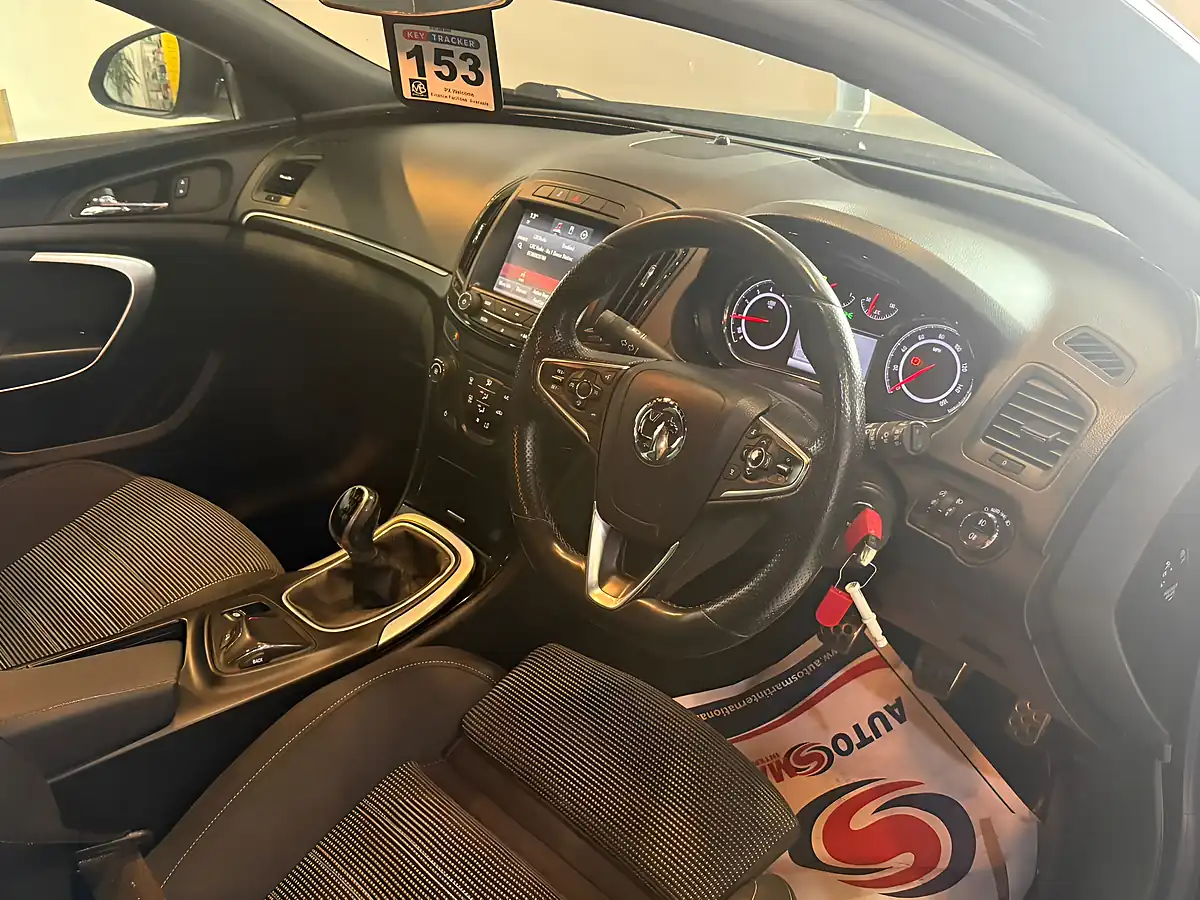 Used 2015 Vauxhall Insignia Sri Vx Line Nav Black - Interior and Exterior details 16
