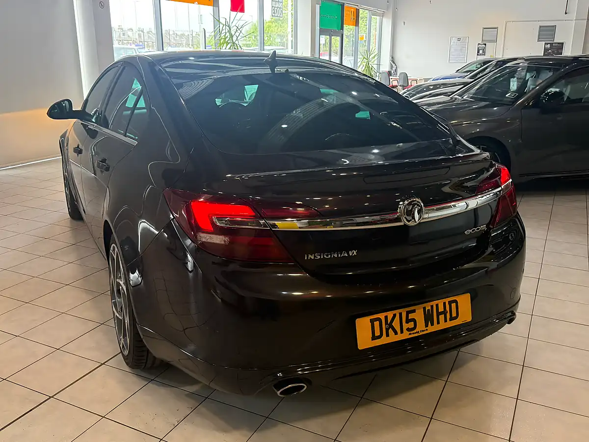 Used 2015 Vauxhall Insignia Sri Vx Line Nav Black - Interior and Exterior details 9