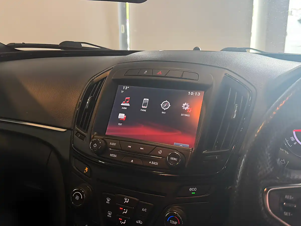 Used 2015 Vauxhall Insignia Sri Vx Line Nav Black - Interior and Exterior details 3