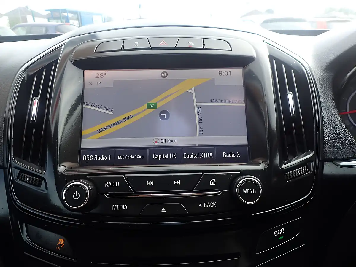 Used 2015 Vauxhall Insignia Sri Vx Line Nav Grey - Interior and Exterior details 10