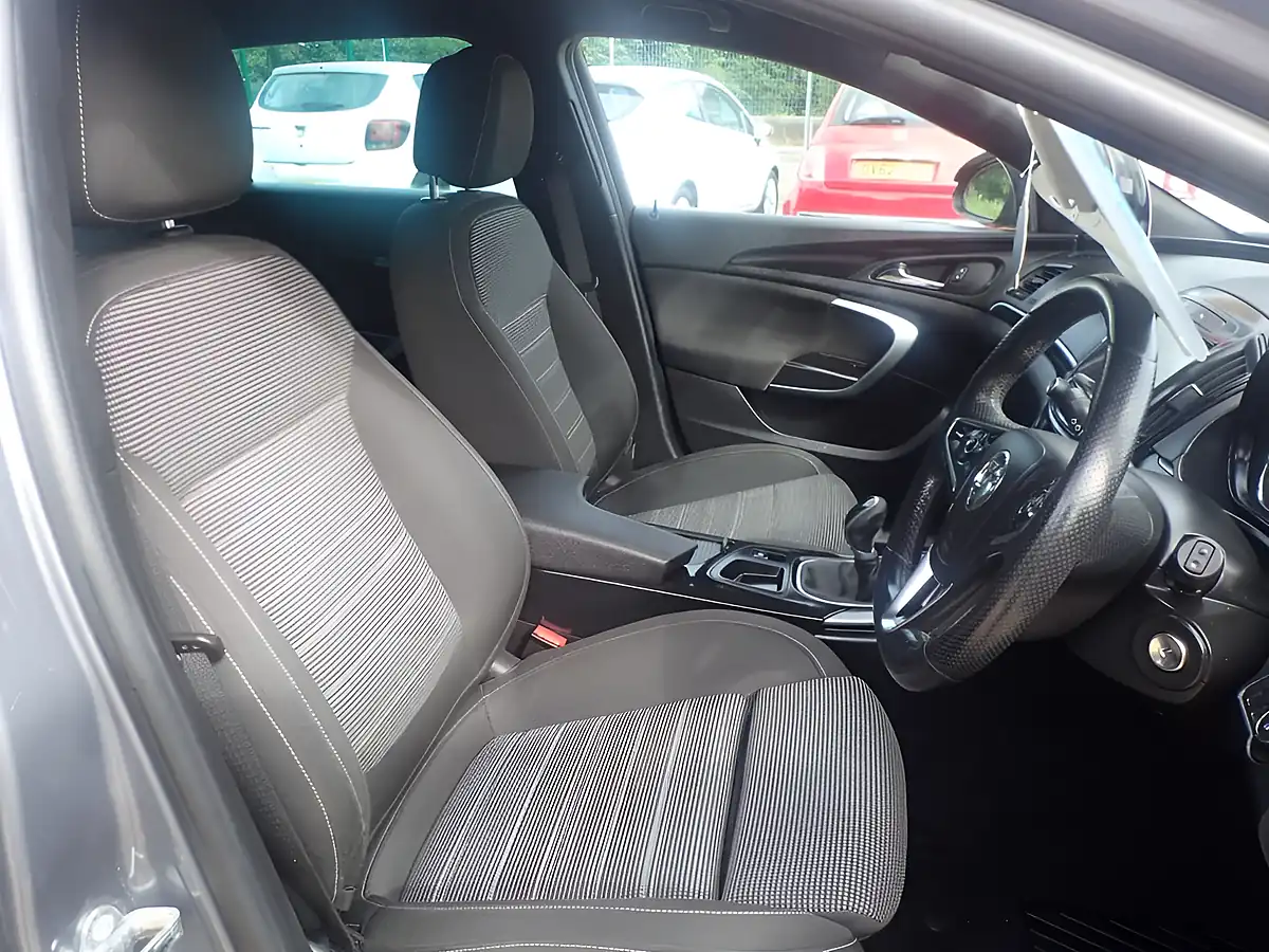 Used 2015 Vauxhall Insignia Sri Vx Line Nav Grey - Interior and Exterior details 8