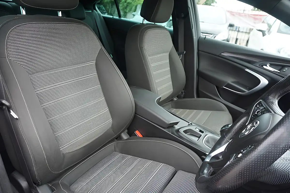 Used 2015 Vauxhall Insignia Sri Vx Line Nav Red - Interior and Exterior details 11
