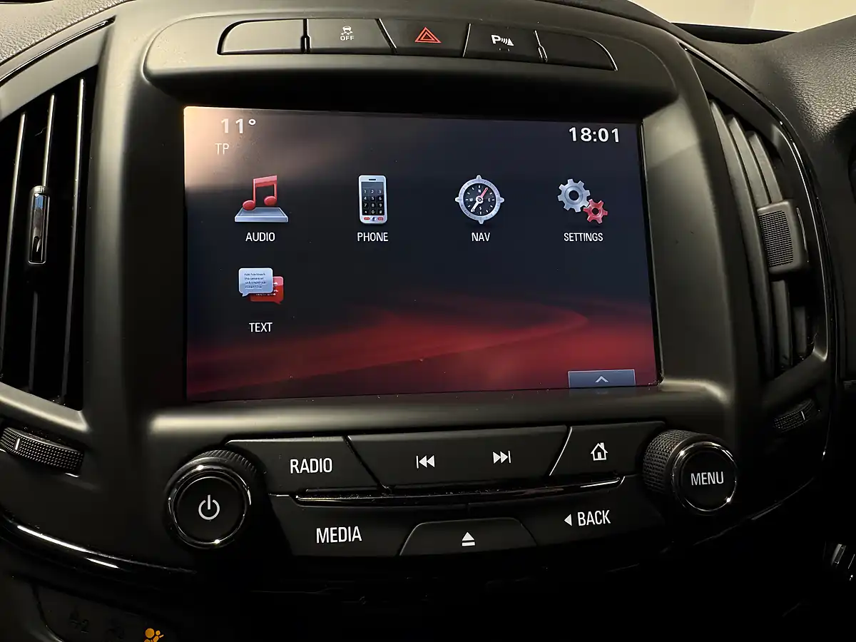 Used 2015 Vauxhall Insignia Sri Vx Line Nav Sports Tourer Red - Interior and Exterior details 12