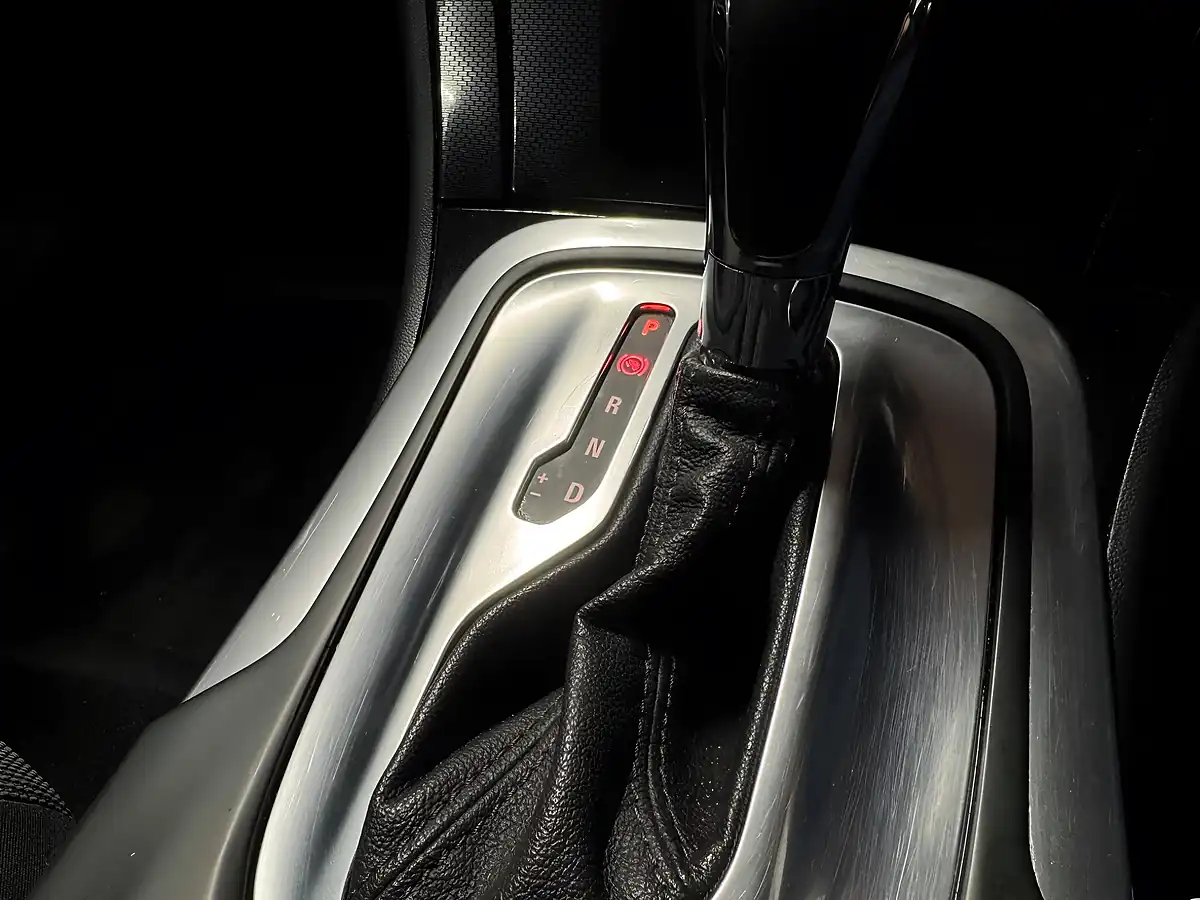 Used 2015 Vauxhall Insignia Sri Vx Line Nav Sports Tourer Red - Interior and Exterior details 16