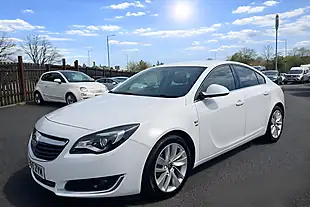 Used 2015 Vauxhall Insignia Sri White - Interior and Exterior details 3