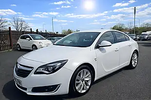 Used 2015 Vauxhall Insignia Sri White - Interior and Exterior details 4