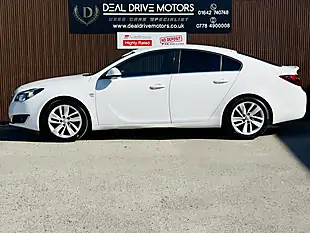 Used 2015 Vauxhall Insignia Sri White - Interior and Exterior details 4