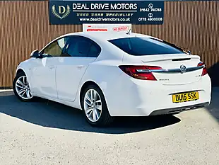 Used 2015 Vauxhall Insignia Sri White - Interior and Exterior details 5