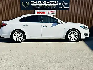 Used 2015 Vauxhall Insignia Sri White - Interior and Exterior details 8