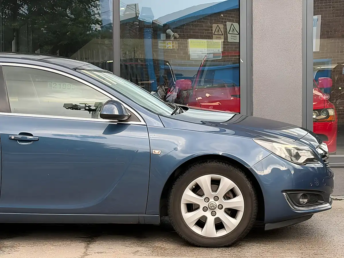 Used 2015 Vauxhall Insignia Tech Line Blue - Interior and Exterior details 12