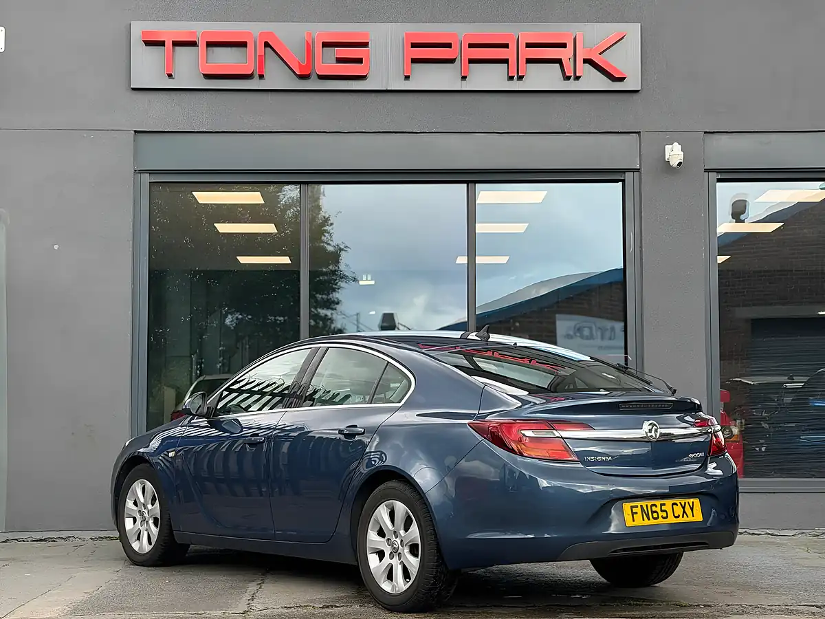 Used 2015 Vauxhall Insignia Tech Line Blue - Interior and Exterior details 5