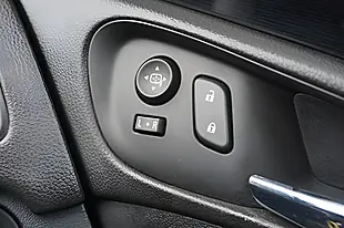 Used 2015 Vauxhall Insignia Tech Line Silver - Interior and Exterior details 19