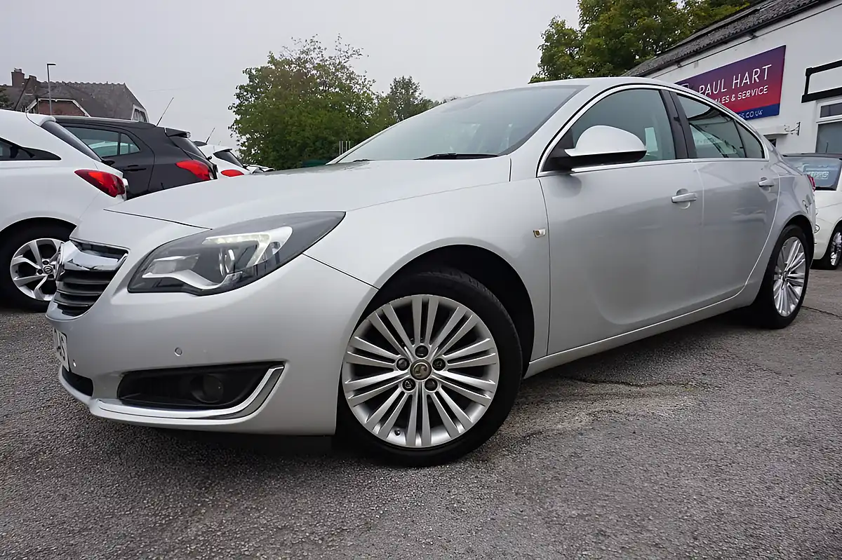 Used 2015 Vauxhall Insignia Tech Line Silver - Interior and Exterior details 2