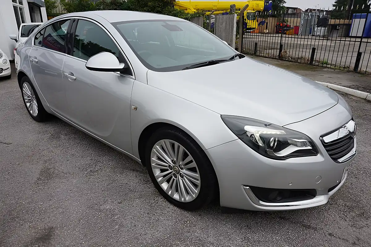 Used 2015 Vauxhall Insignia Tech Line Silver - Interior and Exterior details 9