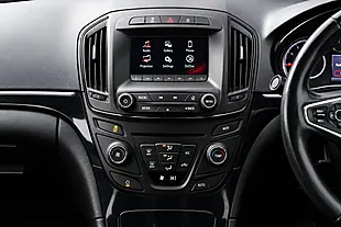 Used 2015 Vauxhall Insignia Tech Line Silver - Interior and Exterior details 9