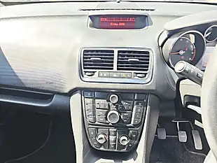 Used 2015 Vauxhall Meriva Exclusiv Silver - Interior and Exterior details 11