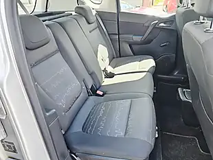 Used 2015 Vauxhall Meriva Exclusiv Silver - Interior and Exterior details 8