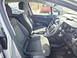 Used 2015 Vauxhall Meriva Exclusiv Silver - Interior and Exterior details 9