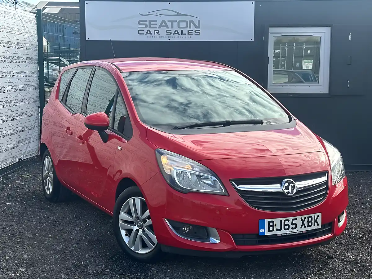 Used 2015 Vauxhall Meriva Life Red - Front View