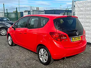 Used 2015 Vauxhall Meriva Life Red - Interior and Exterior details 5