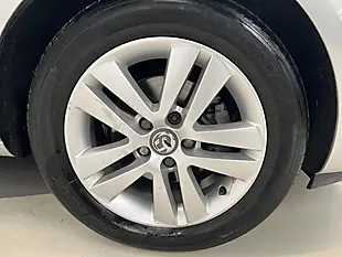 Used 2015 Vauxhall Meriva Life Silver - Interior and Exterior details 14